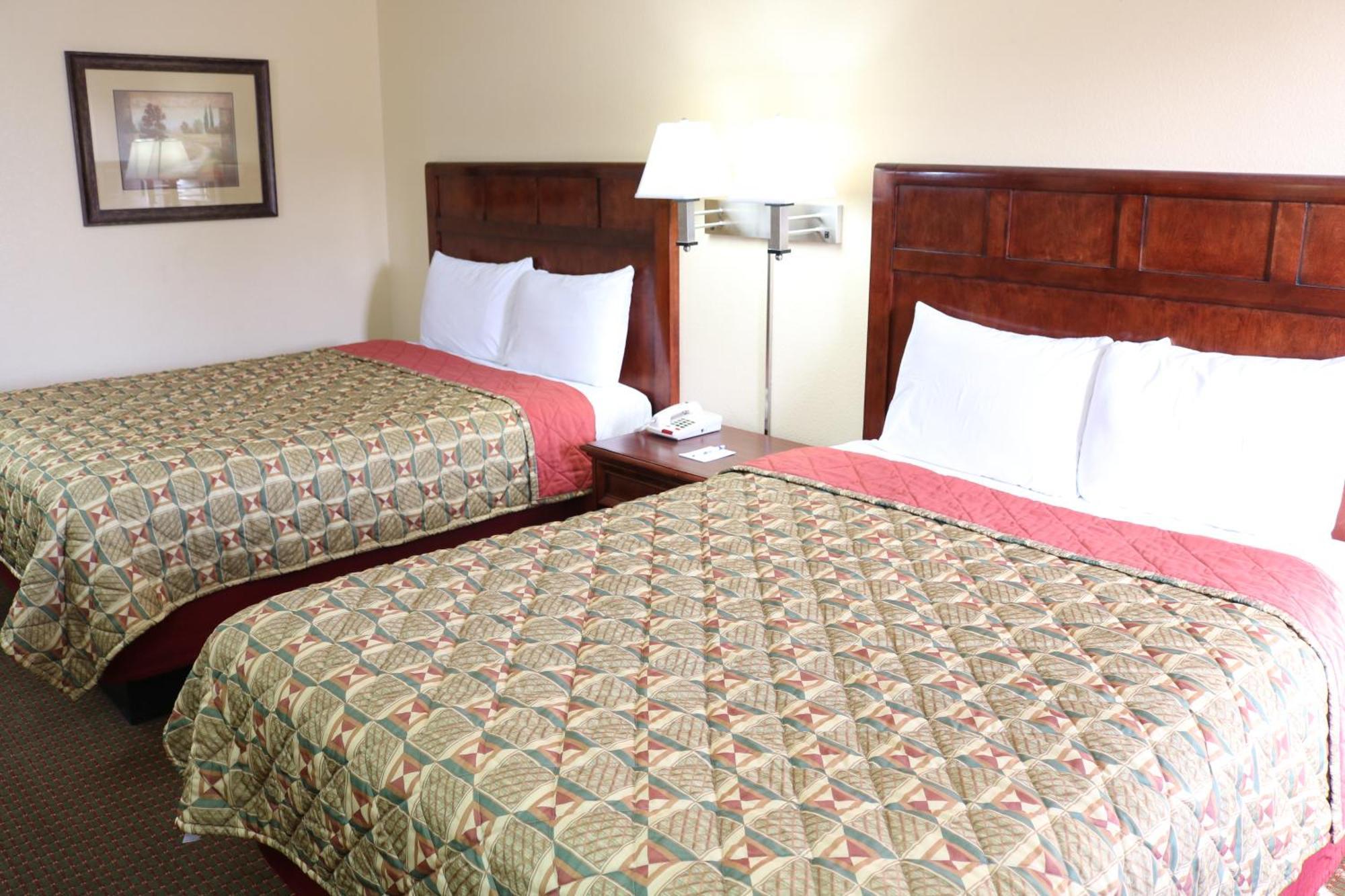 Queen Room Two Queen Beds Non-Smoking