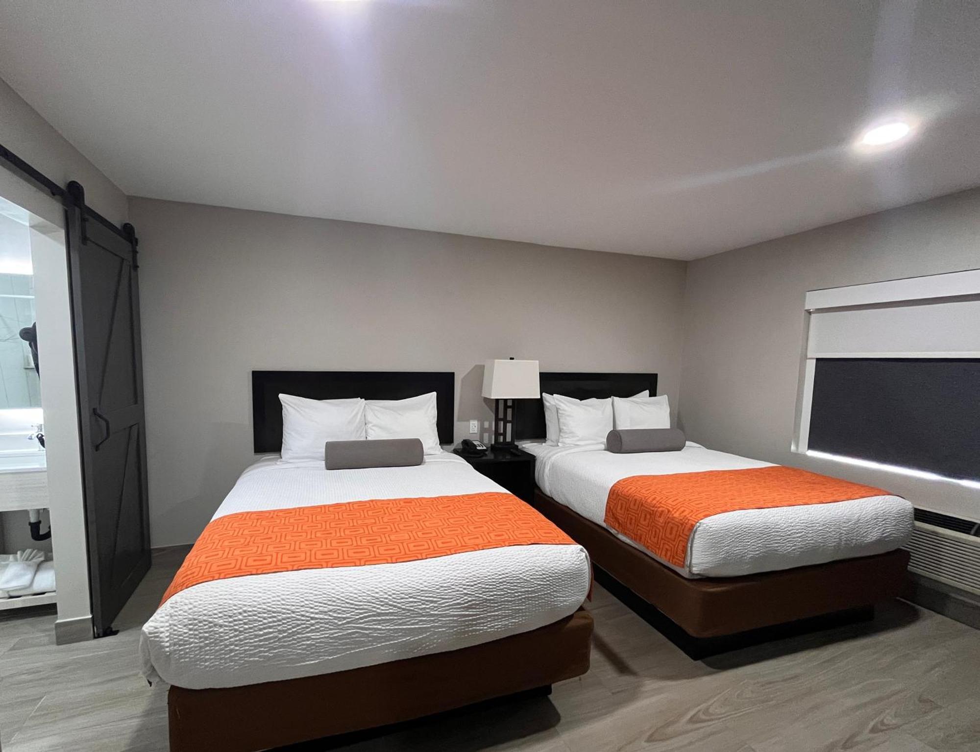 Queen Room Two Queen Beds Kitchenette Non-Smoking