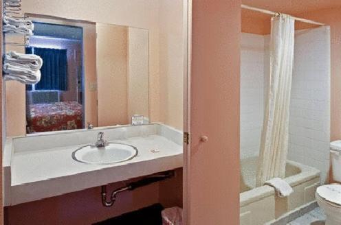 Standard Double Room Two Double Beds
