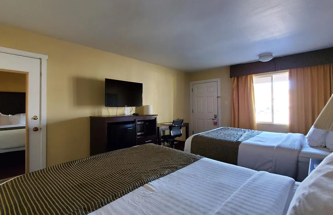 Ramada By Wyndham Flagstaff East-1