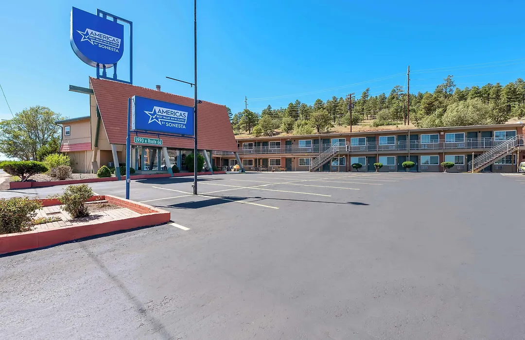 Americas Best Value Inn And Suites Flagstaff-1