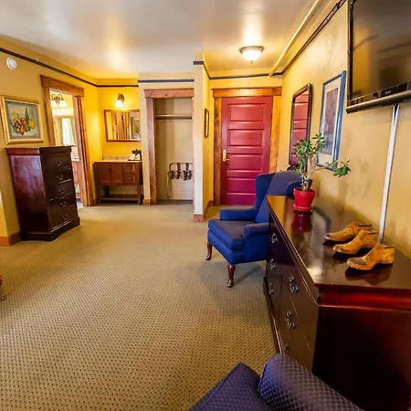 Weatherford Hotel-3