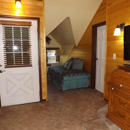 Arizona Mountain Inn & Cabins-3