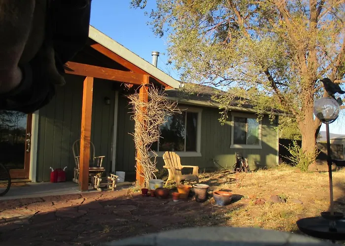 Peaks Wildernest House Bed And Breakfast - Vaccinations Required Elden Pueblo