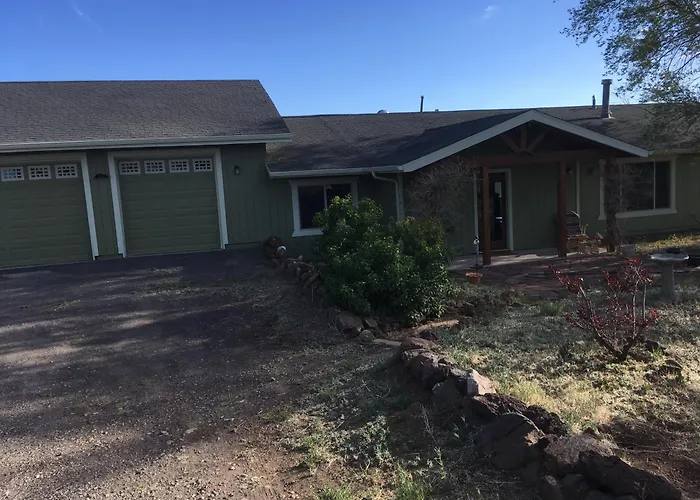 Peaks Wildernest House Bed And Breakfast - Vaccinations Required Elden Pueblo